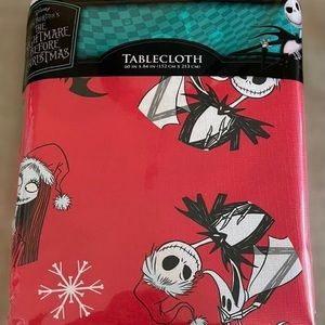 NWT DISNEY'S "Nightmare Before Christmas" Decorative Plastic Tablecloth:60 x 84